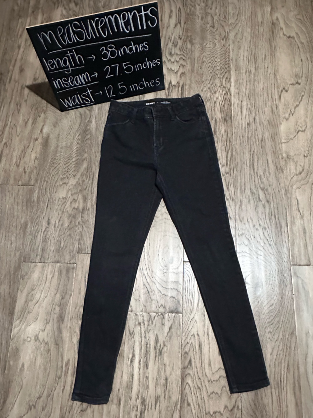 NWOT 👖 
WOMENS OLD NAVY JEANS